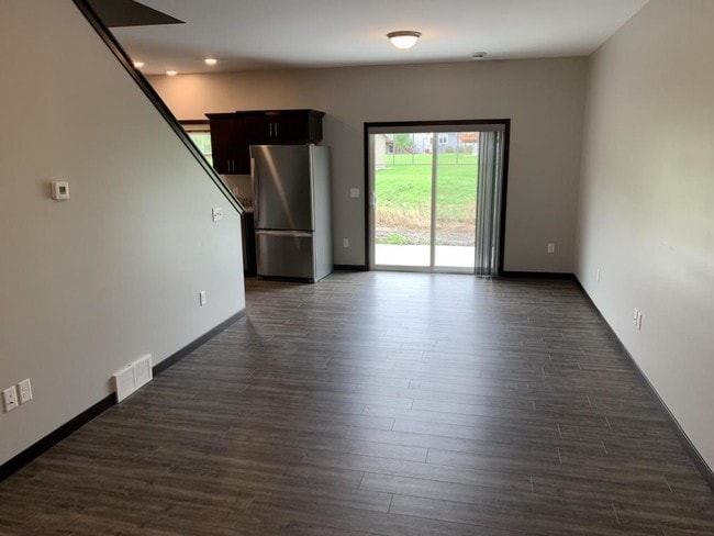 1525 Ohana Ave in Brookings, SD - Building Photo - Building Photo