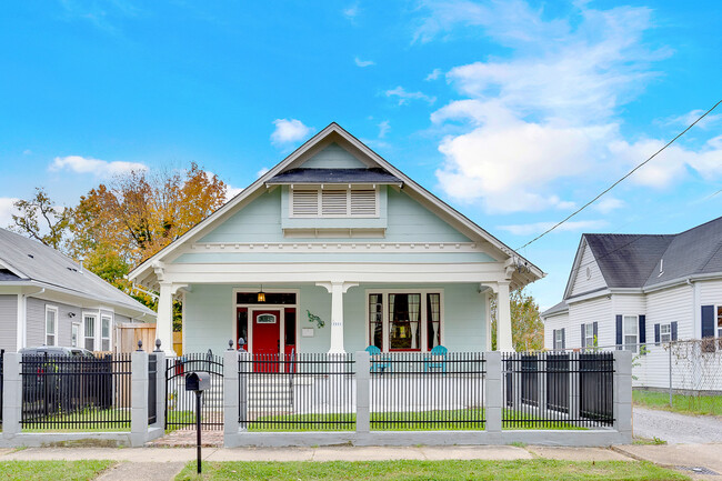 property at 2002 Duncan Ave