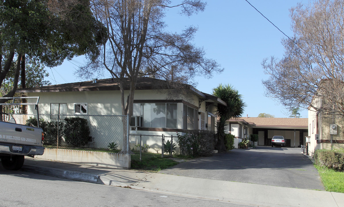 2539 Kelburn Ave in Rosemead, CA - Building Photo