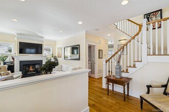 38 Baycrest Ave in East Quogue, NY - Building Photo - Building Photo