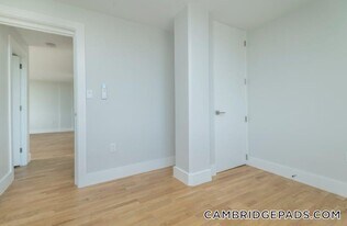 334 Harvard St, Unit K6 in Cambridge, MA - Building Photo