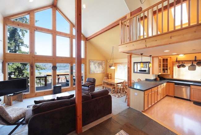 property at 280 Serpentine Rd