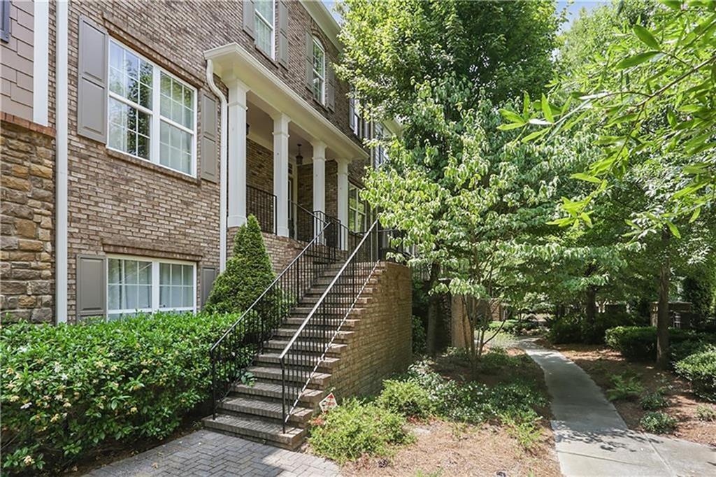 1420 Briarhaven Trail in Atlanta, GA - Building Photo