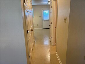 316 Plantation Dr, Unit 3 in Chalmette, LA - Foto de edificio - Building Photo