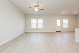 20043 Briarcliff Pk Ln in Porter, TX - Building Photo - Building Photo