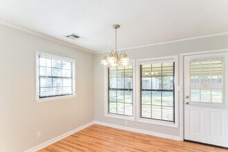 113 Tew St in Prattville, AL - Foto de edificio - Building Photo