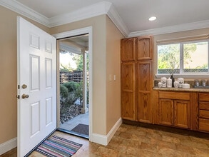 747 Old Canyon Rd in Fremont, CA - Building Photo - Building Photo