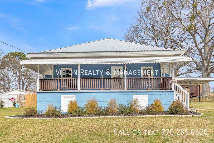 1616 Park St NE in Conyers, GA - Building Photo