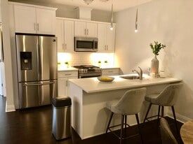 1901 Summit Ave in Union City, NJ - Building Photo