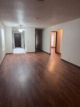 1410 Pennington Ave in Edmond, OK - Building Photo - Building Photo