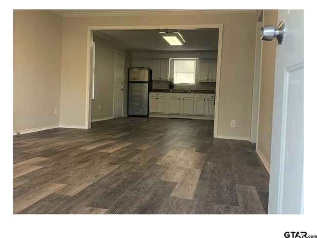 2515 N Tenneha Ave in Tyler, TX - Building Photo - Building Photo