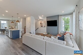 4992 Dunnagan Dr in Crozet, VA - Building Photo - Building Photo