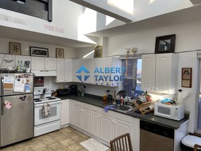 10 Parker Hill Ave, Unit 3 in Boston, MA - Foto de edificio - Building Photo