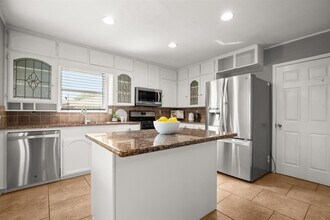 611 Virginia Dr in Round Rock, TX - Building Photo - Building Photo