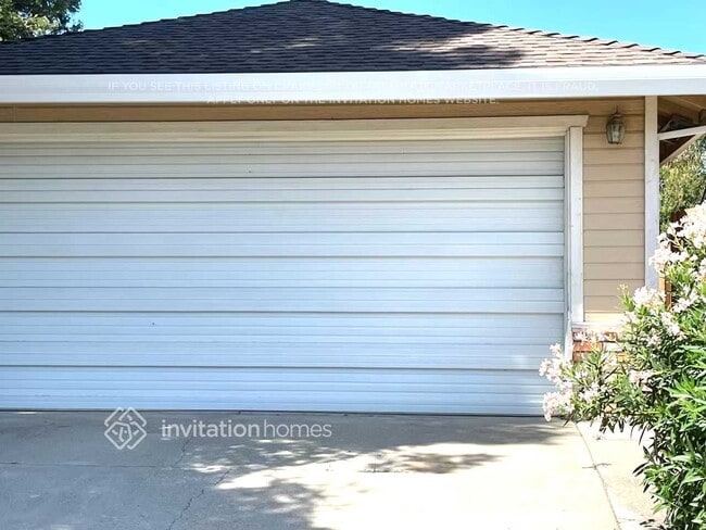 1025 Old Mill Cir in Roseville, CA - Building Photo - Building Photo