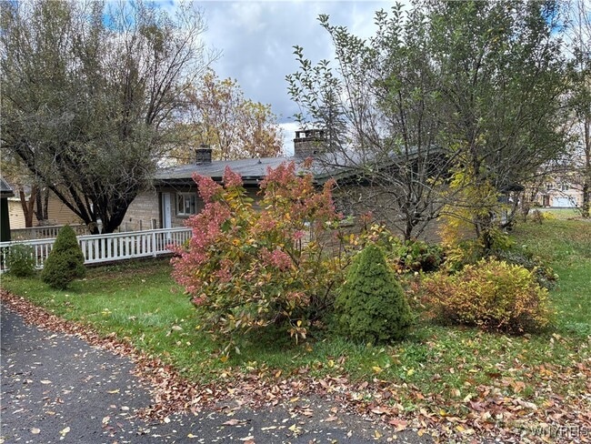 property at 2811 Chautauqua Ave