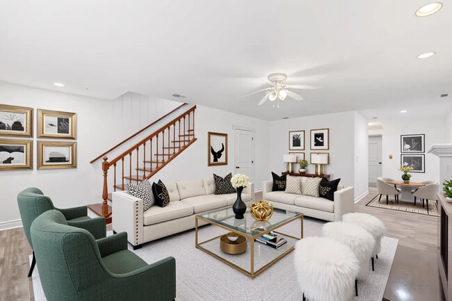 property at 2018 W Chase Ave