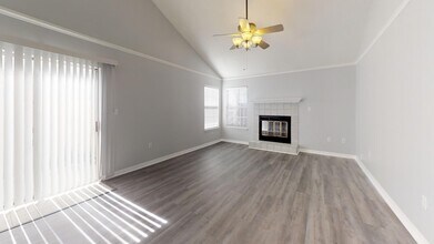 1922 Heartland Dr in Fort Walton Beach, FL - Building Photo - Building Photo