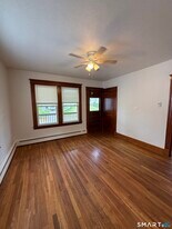 192 Tudor St in Waterbury, CT - Building Photo