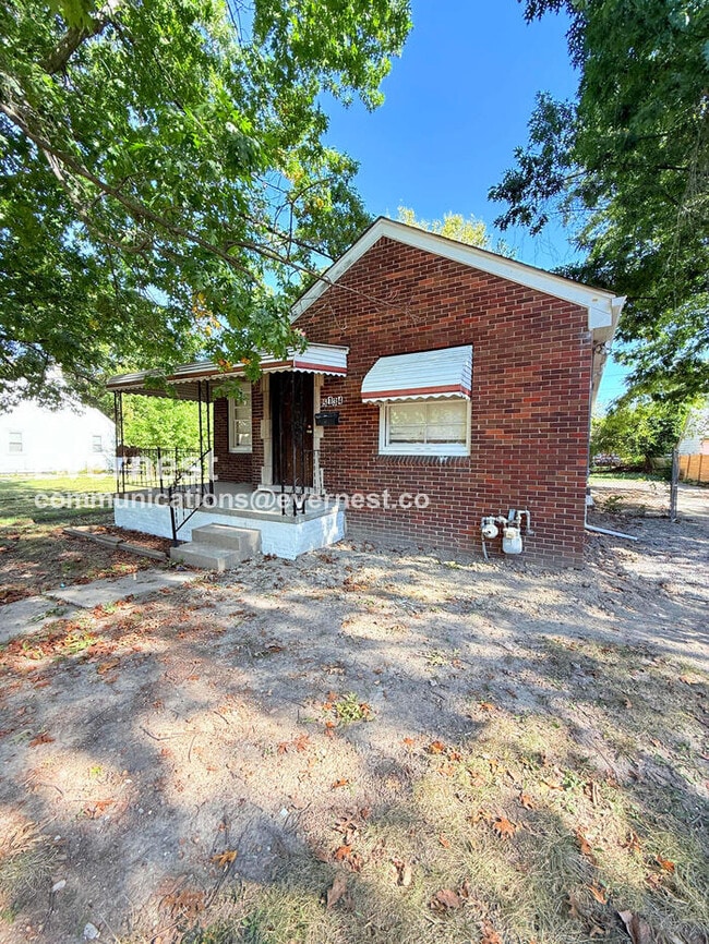 property at 5134 Hereford St