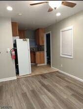 1 Richwood Pl in Denville, NJ - Building Photo - Building Photo