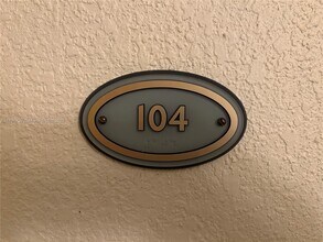 625 Biltmore Way in Coral Gables, FL - Foto de edificio - Building Photo