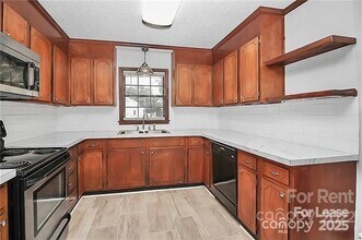 11820 Antebellum Dr in Charlotte, NC - Building Photo - Building Photo