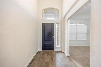 2405 Pumpjack Dr in Fort Worth, TX - Building Photo - Building Photo