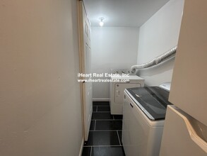 474 E 7th St, Unit 1 in Boston, MA - Building Photo - Building Photo
