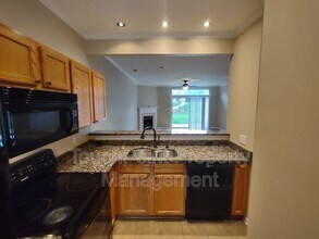8852 Cinnabay Dr in Charlotte, NC - Building Photo - Building Photo