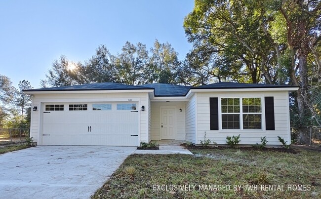 2400 Spirea St in Jacksonville, FL - Building Photo - Building Photo