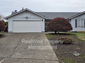 11019 NW 33rd Ave in Vancouver, WA - Building Photo - Building Photo