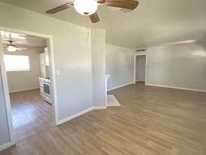 515 Cherokee Dr in Bakersfield, CA - Building Photo - Building Photo