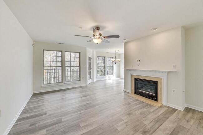 12000 Amber Ridge Cir in Germantown, MD - Building Photo - Building Photo