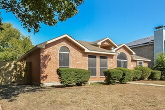 2310 Summit Dr in McKinney, TX - Building Photo - Building Photo