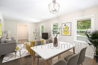 2716 Deerwood Trail in Marietta, GA - Building Photo - Building Photo