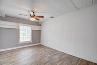 9203 Bisley Ln photo'