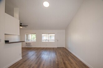13846 Sherman Way, Unit 201 in Los Angeles, CA - Building Photo - Building Photo
