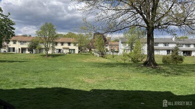 366 Lancaster Ct in Piscataway, NJ - Building Photo - Building Photo