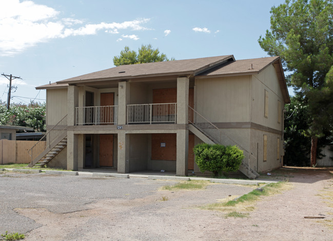 1241 E 3rd Ave in Mesa, AZ - Foto de edificio - Building Photo