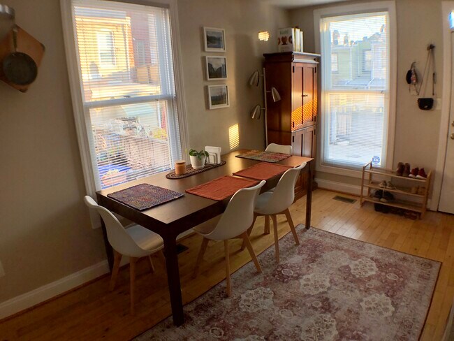 27 N Glover St in Baltimore, MD - Building Photo - Building Photo