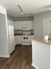 317 Clayton Crossing Pl, Unit 317 in Ellisville, MO - Building Photo - Building Photo