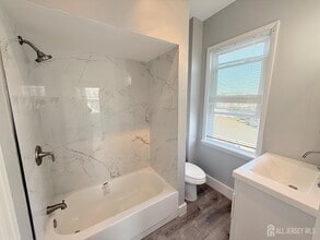 146 Hayward Ave in Carteret, NJ - Building Photo - Building Photo