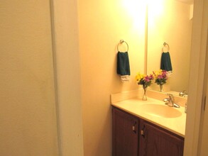 112 Sarahs Grove Ln in Schaumburg, IL - Building Photo - Building Photo