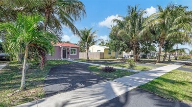2710 Fillmore St in Hollywood, FL - Building Photo - Building Photo