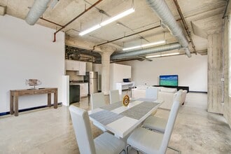 RiverFront live - Work Lofts in Los Angeles, CA - Building Photo - Building Photo