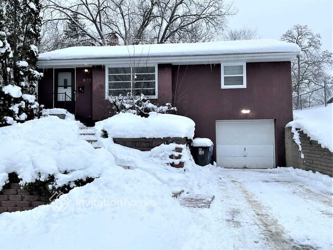 property at 875 Iroquois Ave