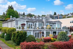 2402 N 31st St in Tacoma, WA - Building Photo