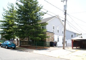 1902 Tolson Ave in Dundalk, MD - Building Photo