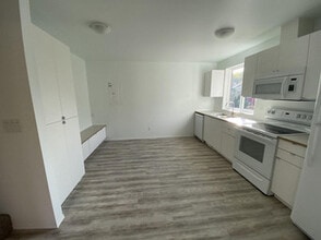 11213-11251 51 St NW in Edmonton, AB - Building Photo - Building Photo